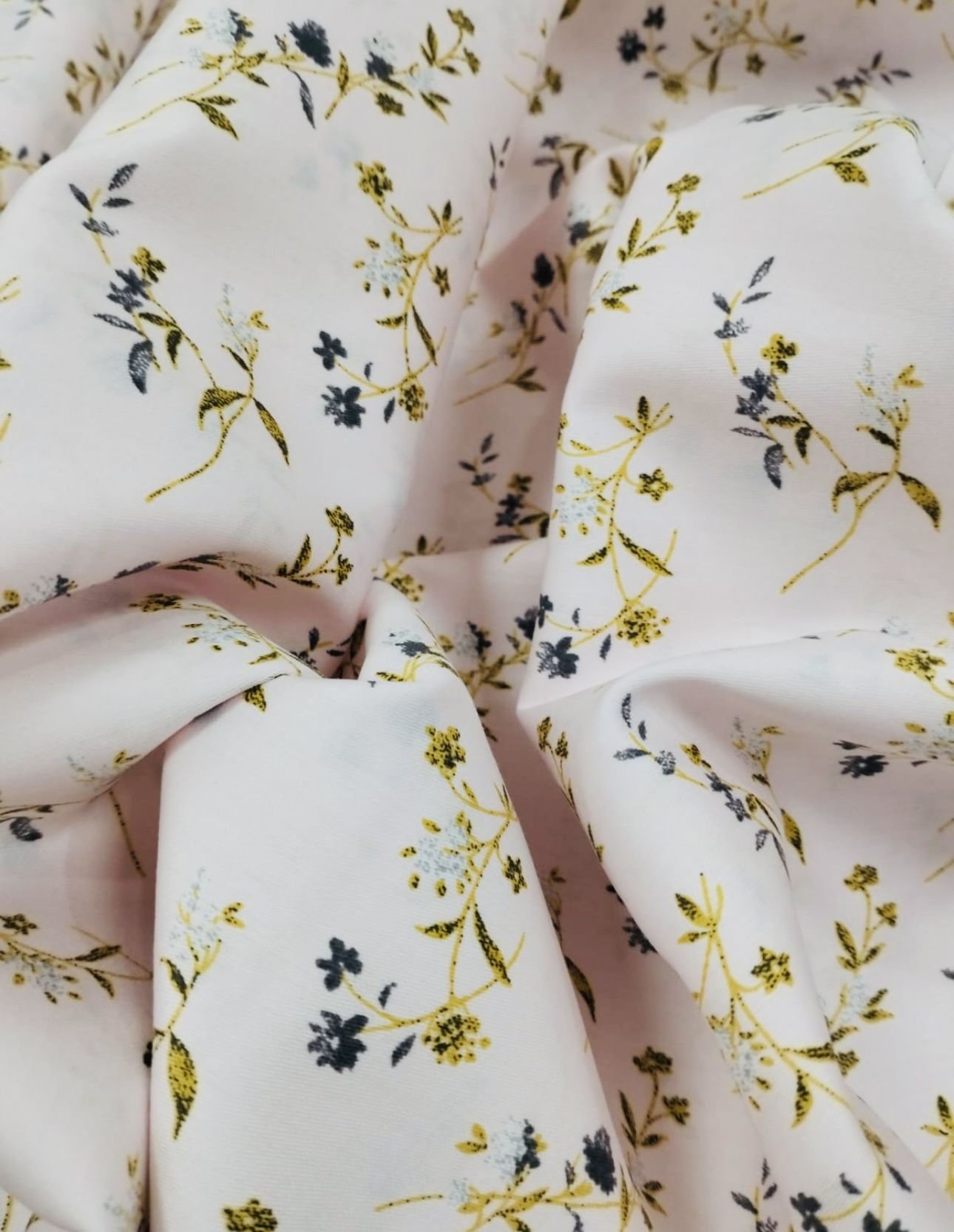 Popelín Algodón Satén Flores Rosa - Imagen 2