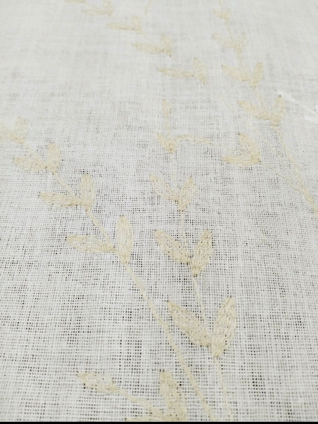 Visillo Melody Blanco y Flores Tostadas - Imagen 5