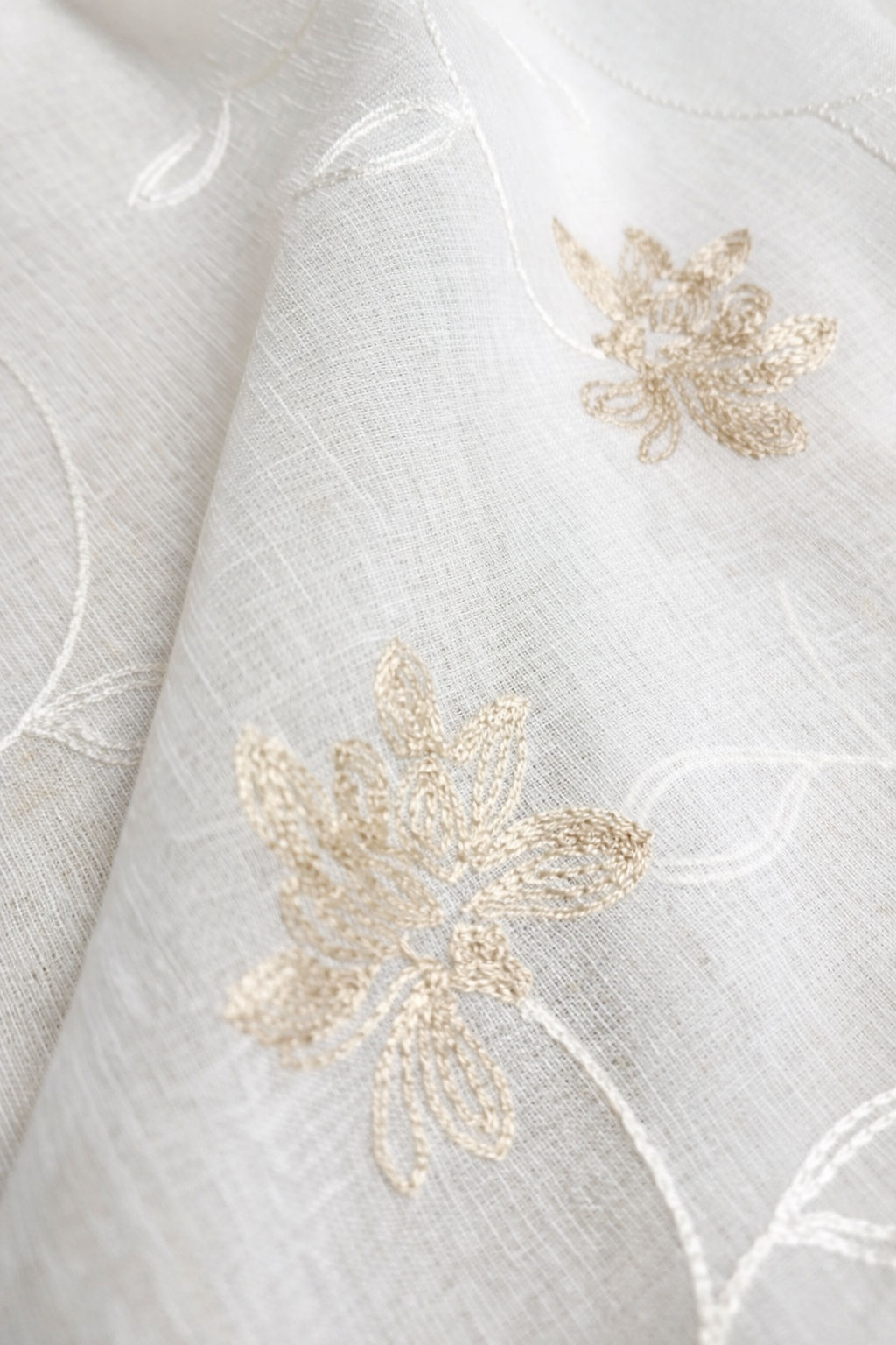 Visillo Modelo Sofia Beige - Imagen 5