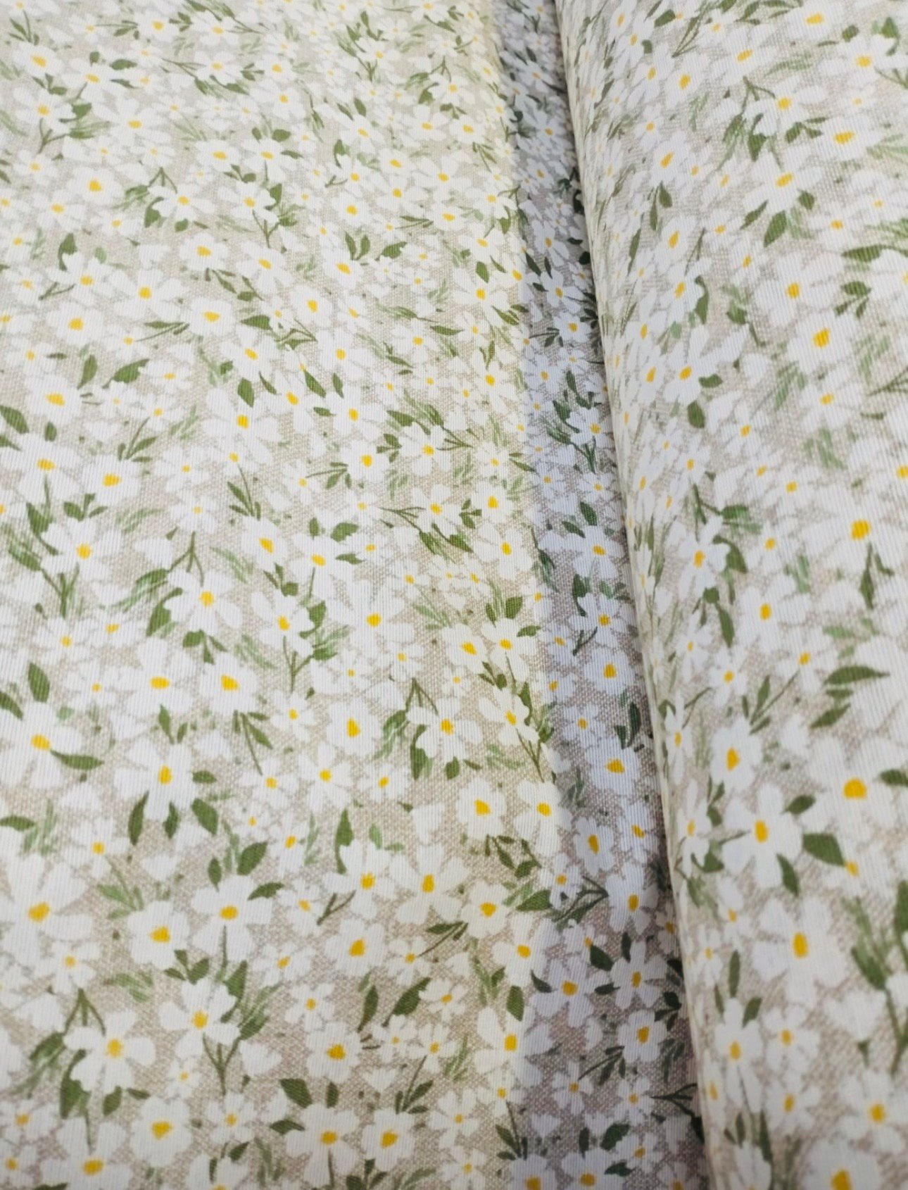 Loneta Estampada Flores Pradera Verde - Imagen 2